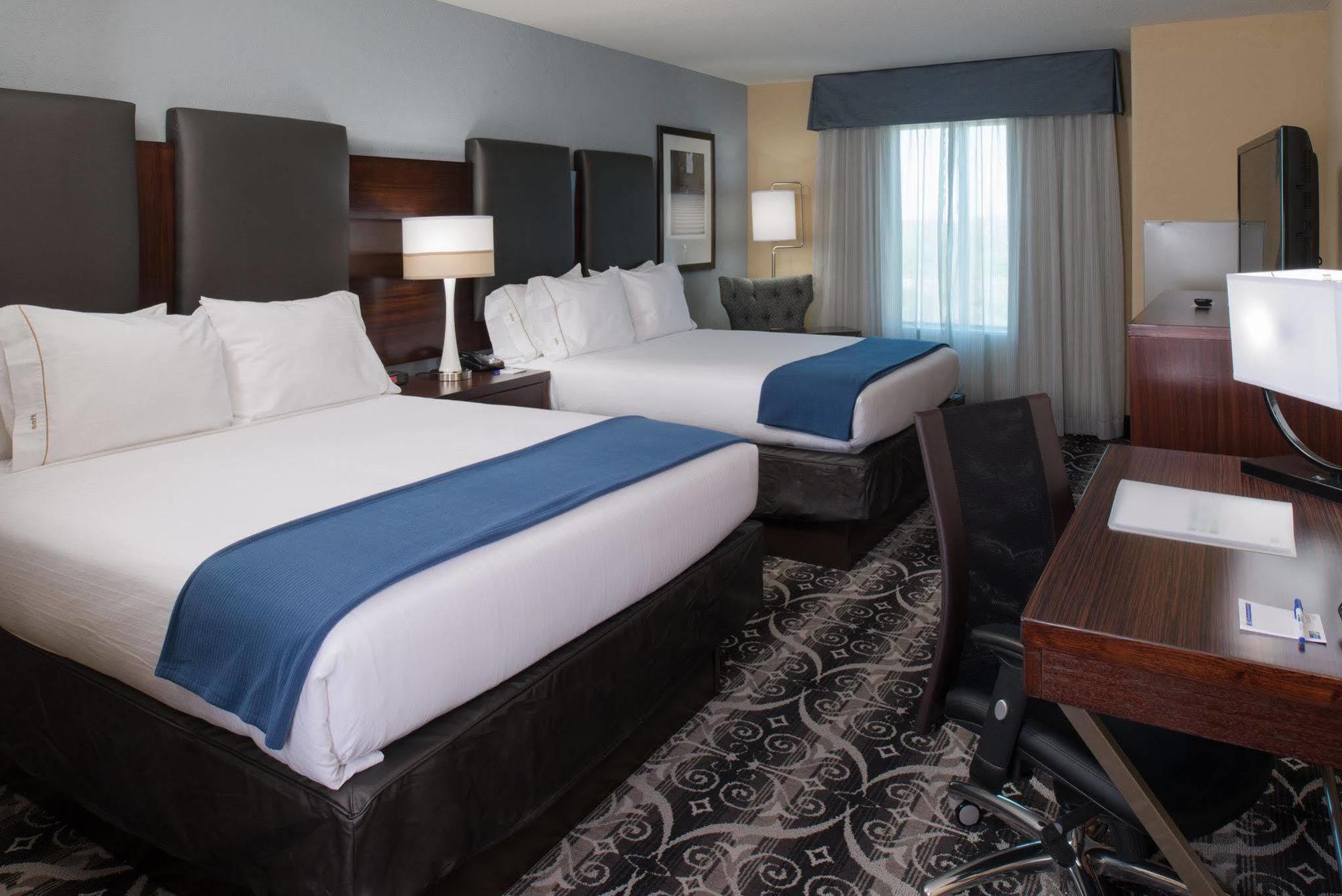 Holiday Inn Express Hotel & Suites North Kansas City By Ihg Εξωτερικό φωτογραφία