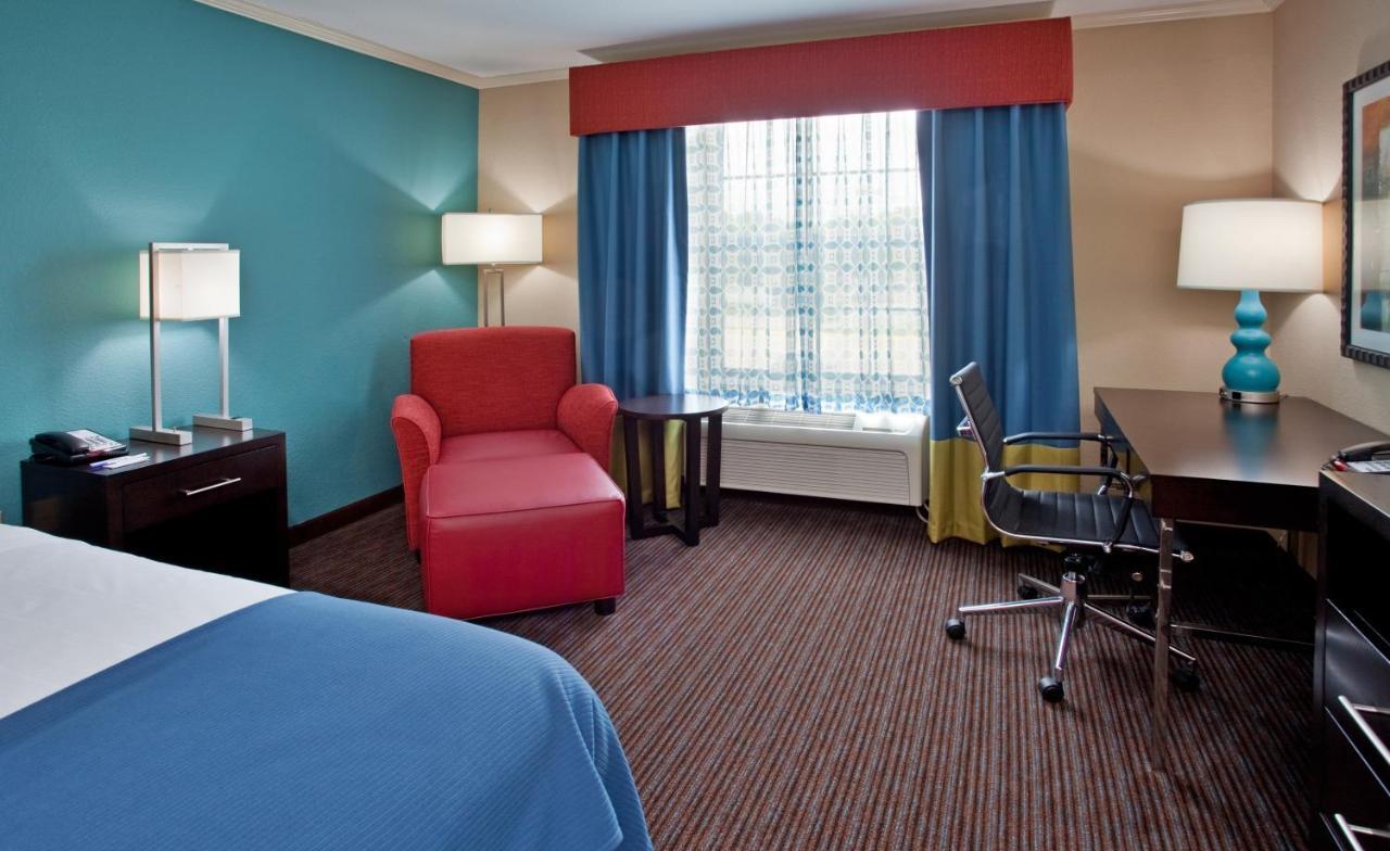 Holiday Inn Express Hotel & Suites North Kansas City By Ihg Εξωτερικό φωτογραφία